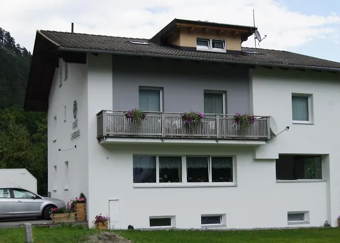 Гостевой дом Apart Confimare