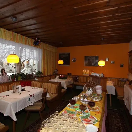 Apart Confimare בית הארחה *