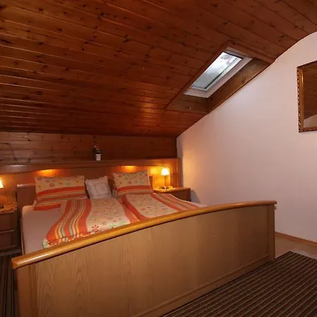 בית הארחה Apart Confimare