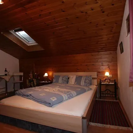 בית הארחה Apart Confimare פונדס