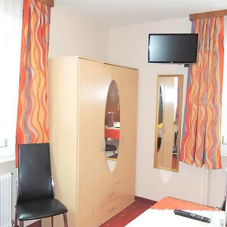 Apart Confimare בית הארחה פונדס