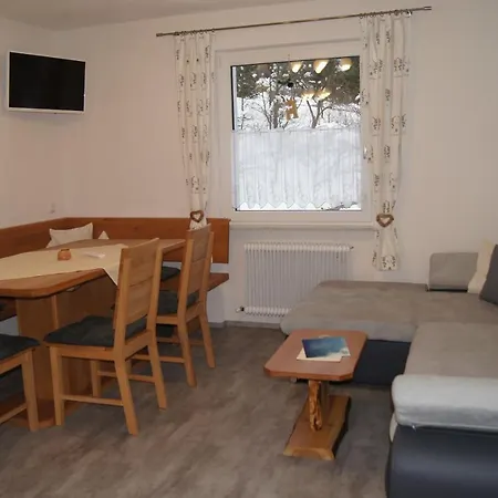 בית הארחה Apart Confimare *