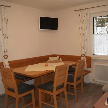 בית הארחה Apart Confimare פונדס