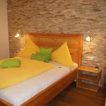 בית הארחה Apart Confimare *